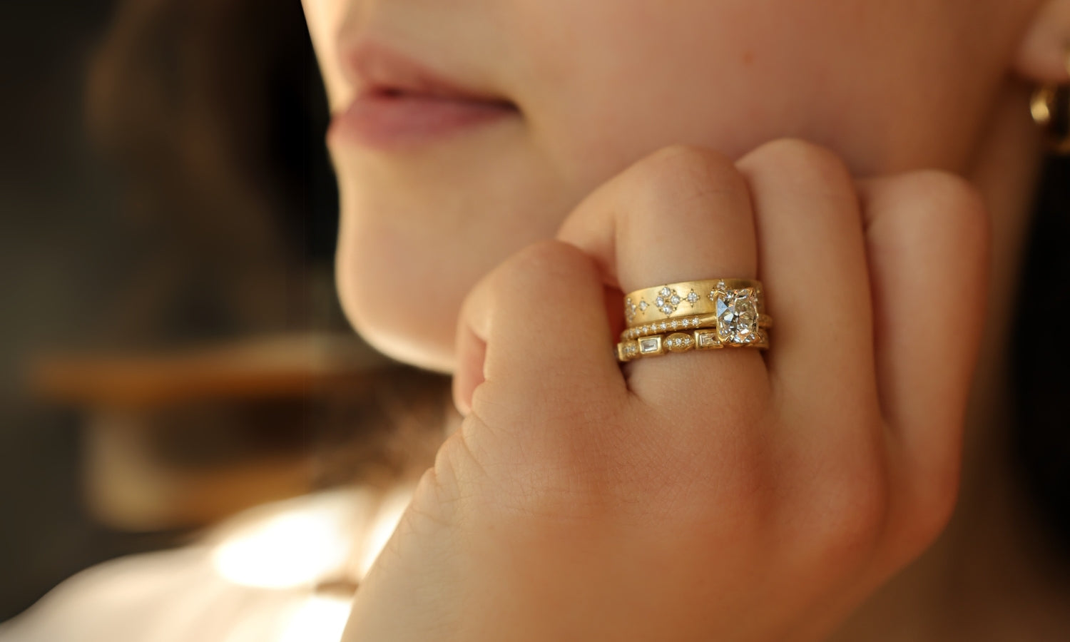 How to Wear Engagement Ring and Wedding Band: Is There a Right Way? – Alara, image size:1500x900