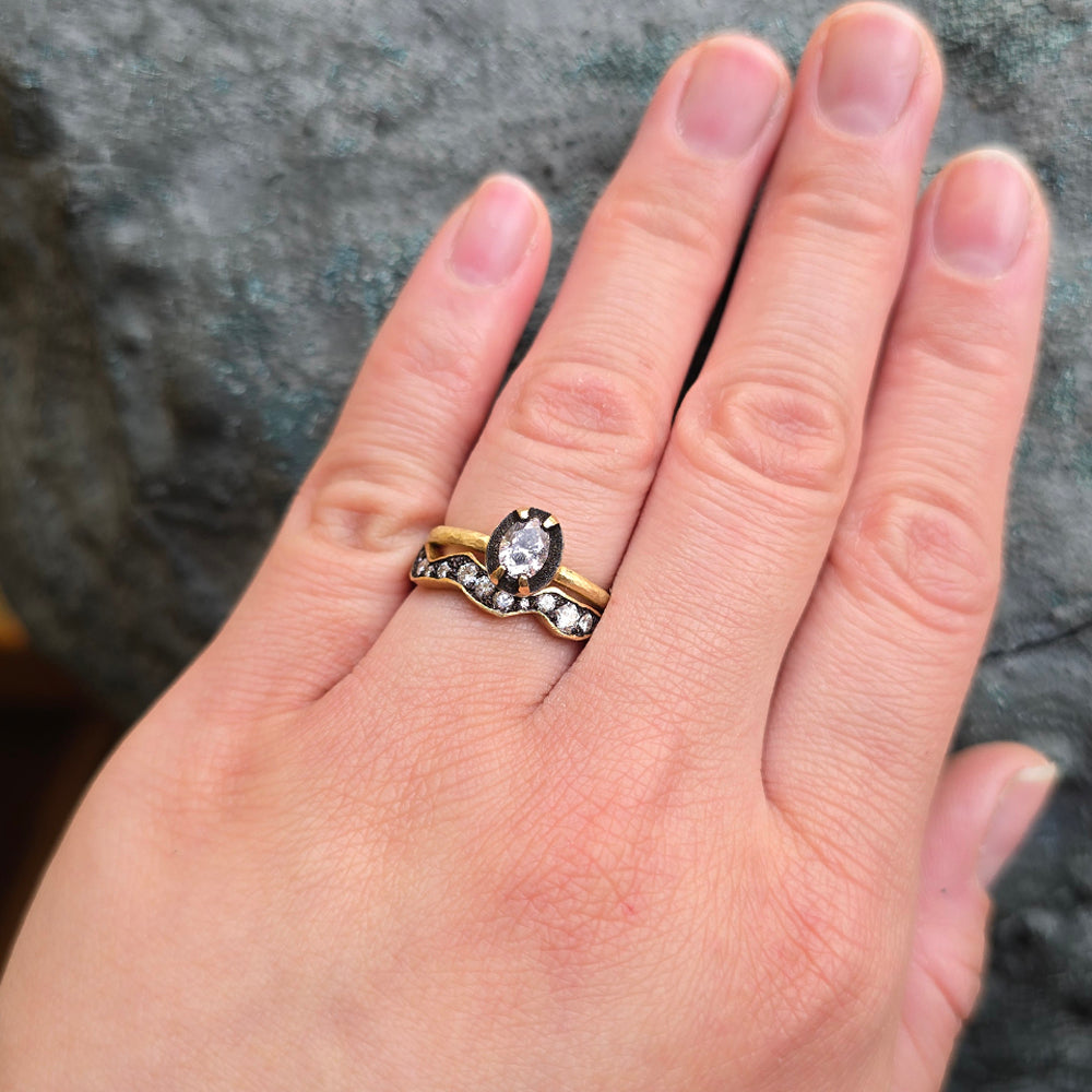 Gold Oval Solitaire Diamond Ring