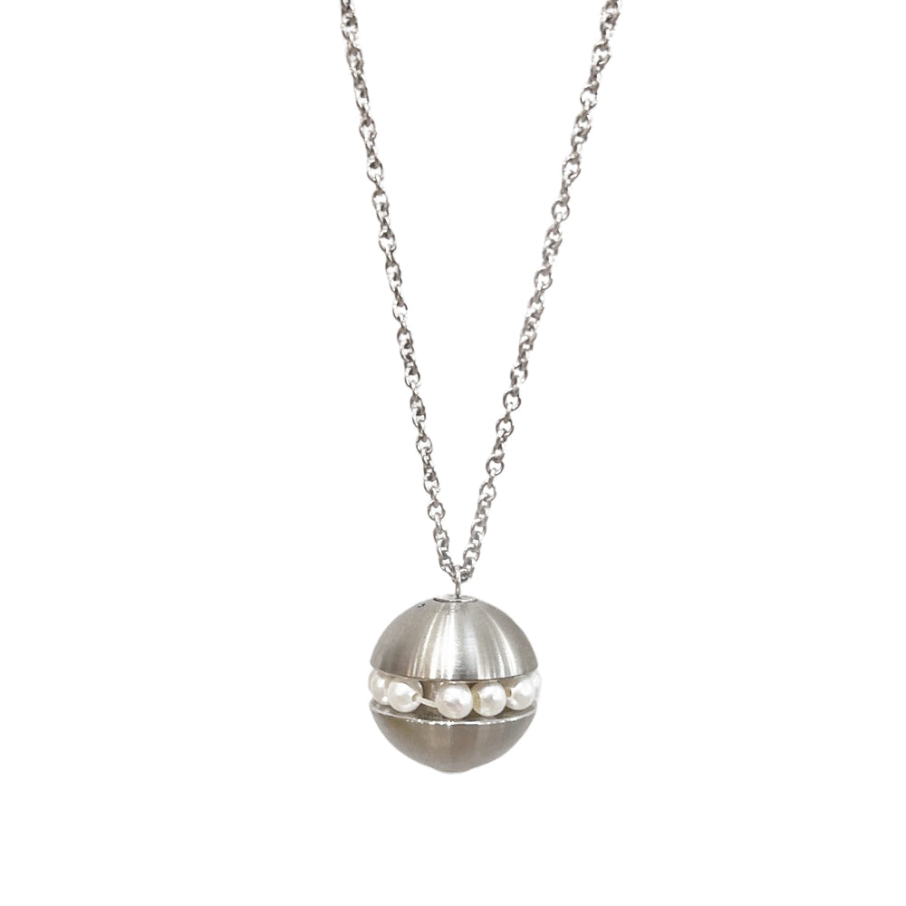 Stainless Steel & Freshwater Pearl Necklace - "Rattle"