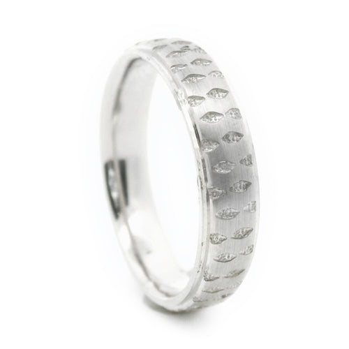 Sterling Silver Men's Band - "Footprints in the Snow"