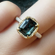 adel chefridi teal Montana sapphire 18K white and yellow gold diamond ring model close up