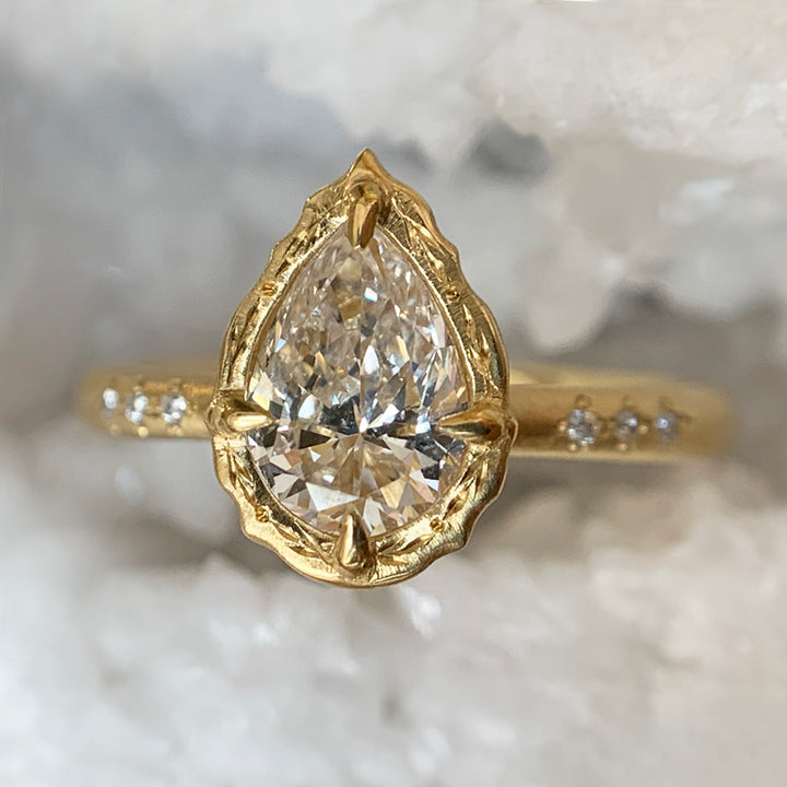 Pear-Shaped Diamond & Yellow Gold Ring - "Lotus Allure"