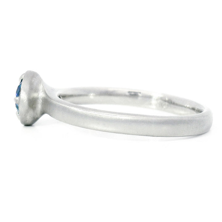 Round Brilliant-Cut Yogo Sapphire Ring - "Winter Rosebud"