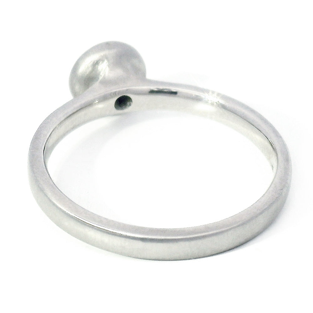 Round Brilliant-Cut Yogo Sapphire Ring - "Winter Rosebud"