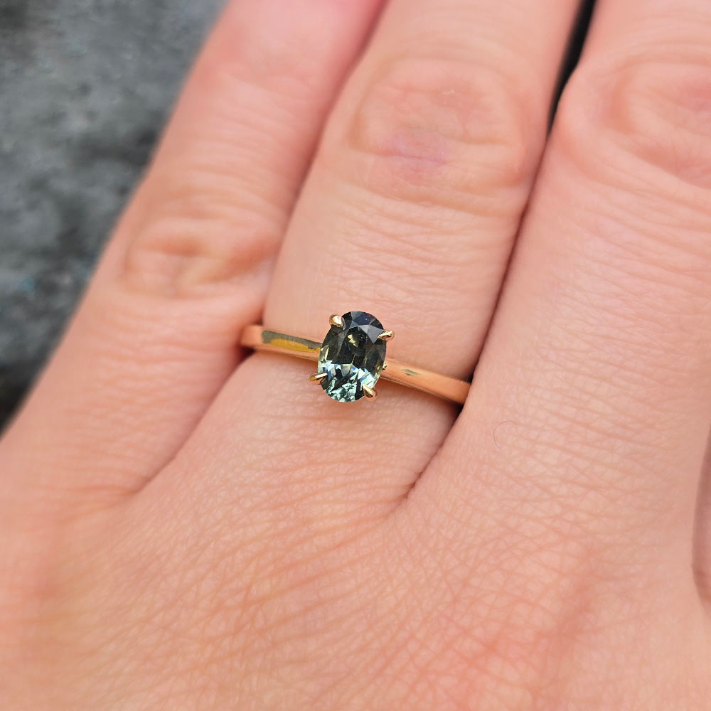 Montana Sapphire & Gold Solitaire Ring - "Flat Willow"