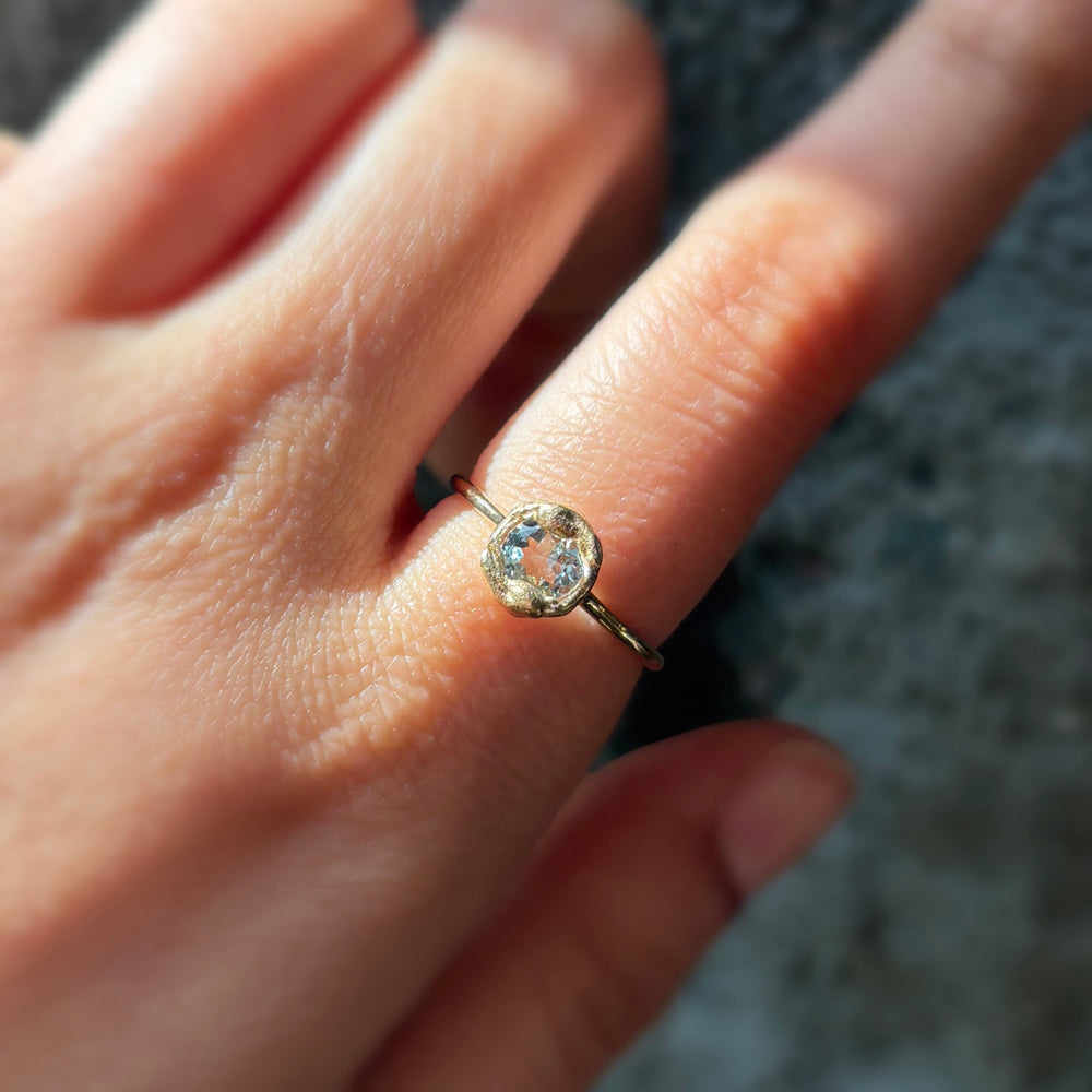 Aquamarine & Yellow Gold Ring - "Pigment Round"