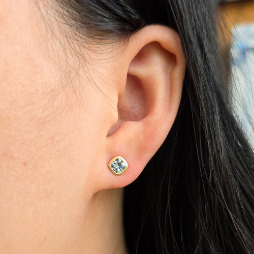 Aquamarine Stud Earrings in 18K Yellow Gold - "Mirror of Ice"