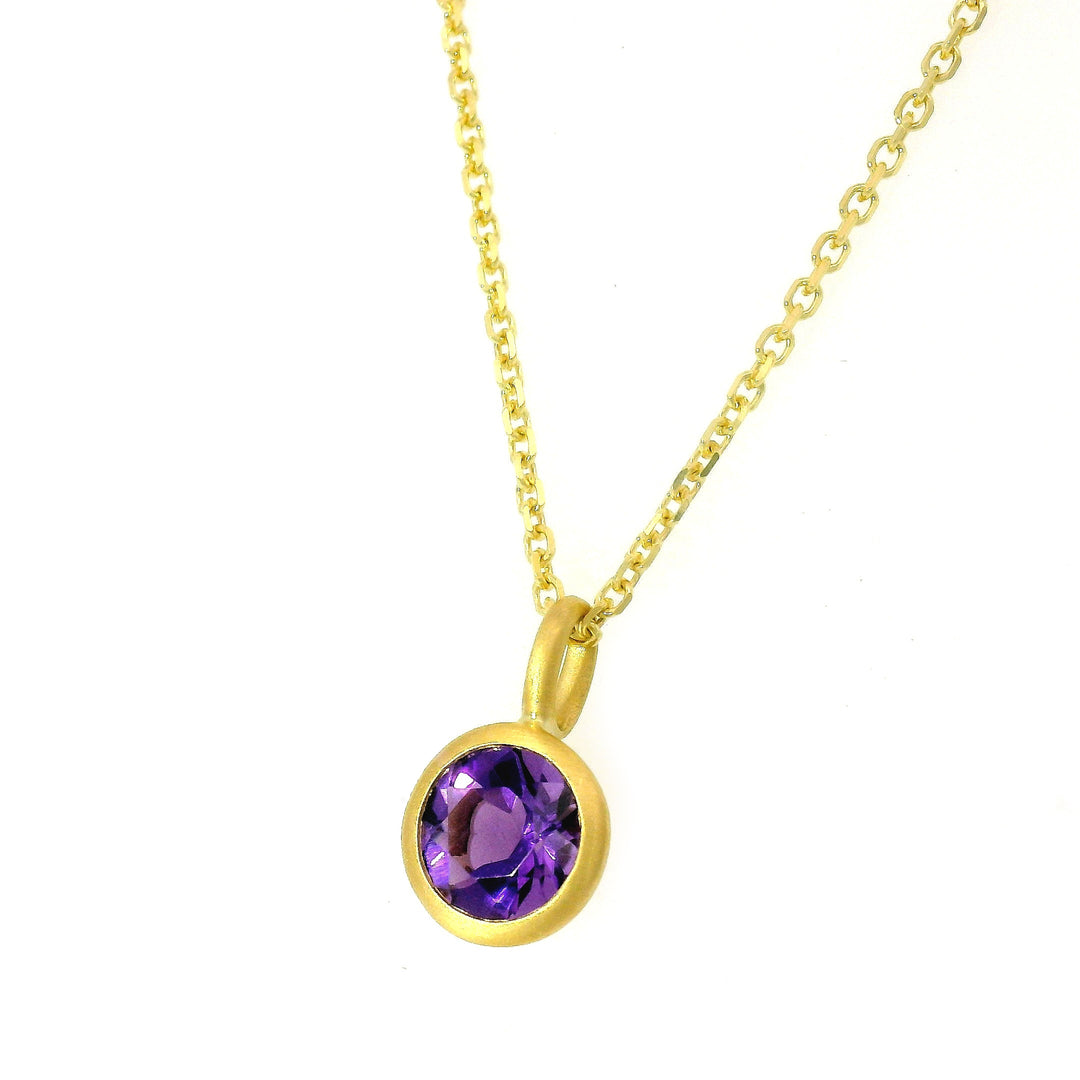 Amethyst & Yellow Gold Pendant - "Berry Picking"