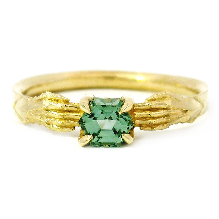 Montana Sapphire & Yellow Gold Gauntlet Ring - "Stronghold"