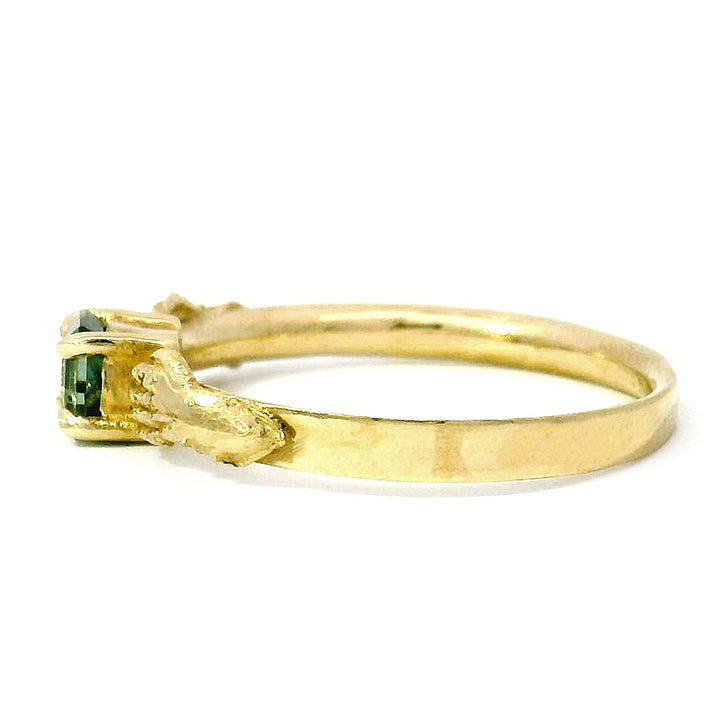 Montana Sapphire & Yellow Gold Gauntlet Ring - "Stronghold"