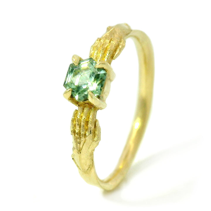 Montana Sapphire & Yellow Gold Gauntlet Ring - "Stronghold"