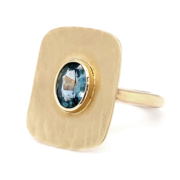 Montana Sapphire & Yellow Gold Crest Ring- "Metolius "