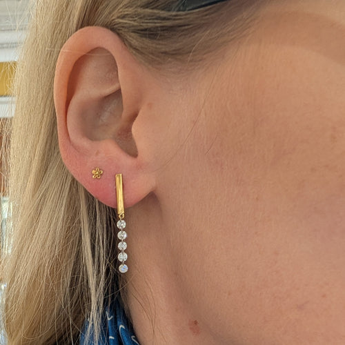 Diamonds & Gold Stud Earrings - "Streamer 5"